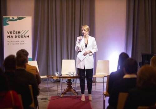 Slovenská filantropia prvýkrát v číslach: Úspešní a bohatí ľudia podporujú výrazne jednu oblasť