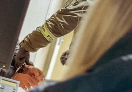 Polícia pokračuje v odhaľovaní sexuálneho zneužívania, pri akcii „SEGAL 2“ zadržali podozrivú ženu