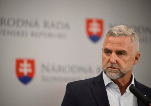 Zrušenie voľby poštou zo zahraničia ide do prvého čítania, Gašpar stojí za správnosťou návrhu