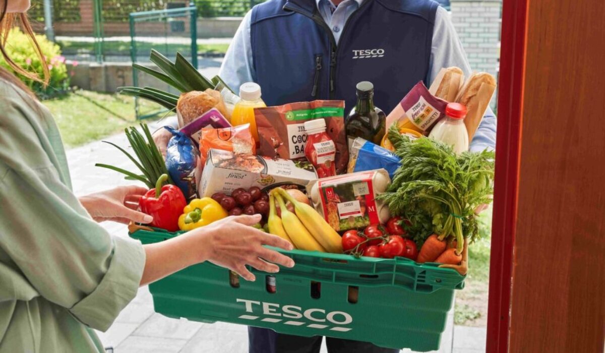 Tesco rozširuje online nákupy na Kysuciach. Potraviny až k dverám si môže objednať už 4,33 milióna Slovákov