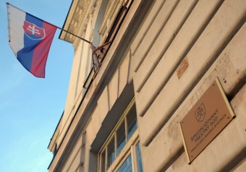 Agh z kauzy miliónových zmeniek nezaplatil peňažný trest, náhradný mu odpustili