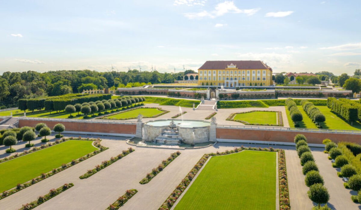 Máj na zámku Schloss Hof