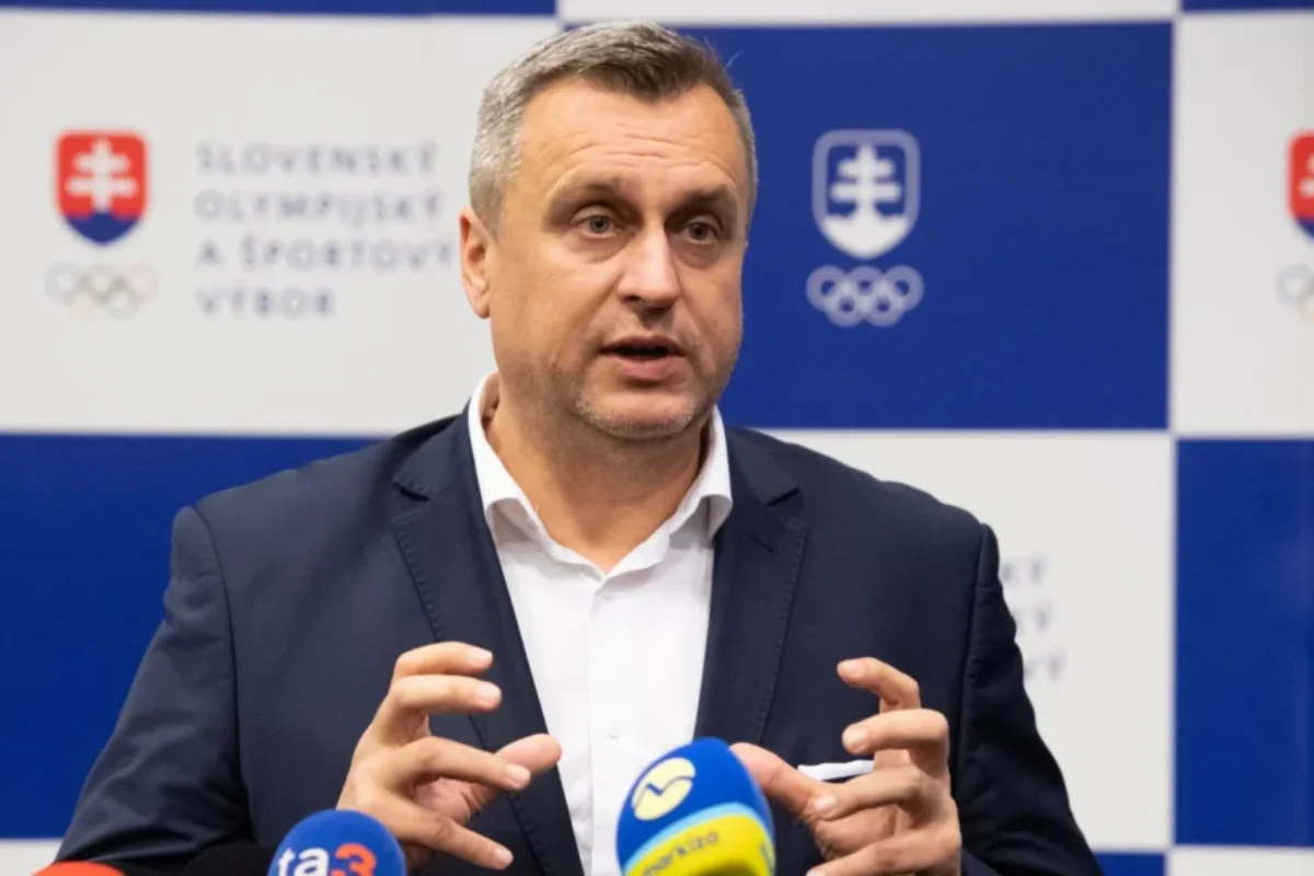 SNS navrhuje zvýšenie odvodovej úľavy na 300 eur a pomoc pre rodičov