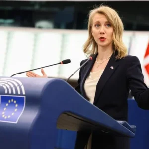 Yar v europarlamente perlila: „Najväčšou hrozbou pre ženy nie sú migranti, ale partneri doma.“