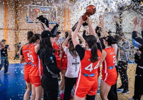 Nová trofej pozná svojho víťaza. Basketbalistky Ružomberka bez kľúčových hráčok otočili stratený zápas a získali titul – VIDEO
