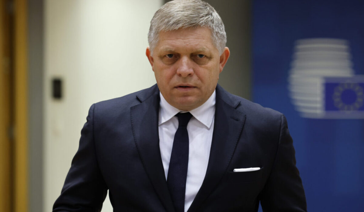Fico potvrdil stretnutie so Zelenským na samite v Arménsku, témou bude tranzit energií aj ďalšia spolupráca – VIDEO