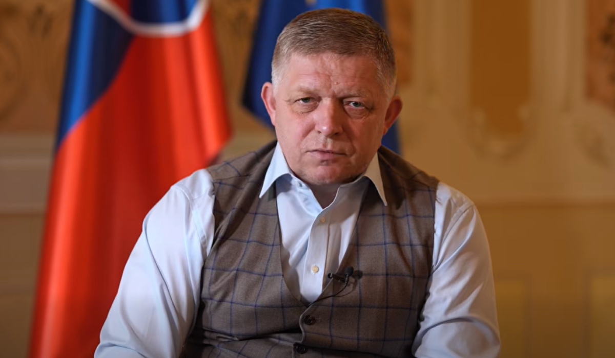 Boj opozície o zachovanie voľby poštou je podozrivý, podľa Fica nespĺňa požiadavky demokratických princípov – VIDEO