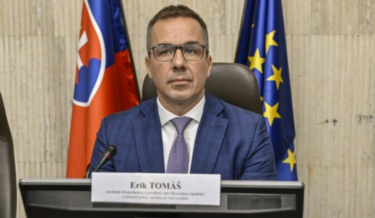 Tripartita riešila aj zákon o platformovej práci. Treba nastaviť jasné pravidlá, reagoval Tomáš na kritiku odborov – VIDEO