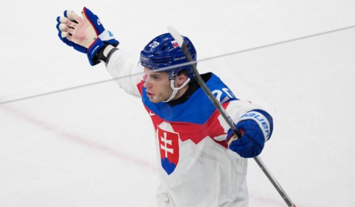 Šéfskaut Montrealu: Slafkovský môže rásť, viacerí Slováci zo striebornej „osemnástky“ klopú na dvere NHL
