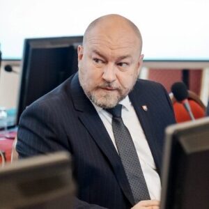 Huliakova strana navrhuje opatrenia na zamestnávanie dlhodobo nezamestnaných, štátu majú ušetriť milióny eur