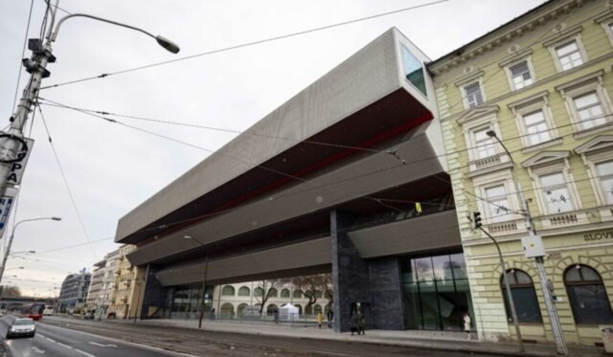 Iniciatíva Slobodná národná galéria podala podnet na parlamentný výbor za šírenie nepravdivých informácií SNG