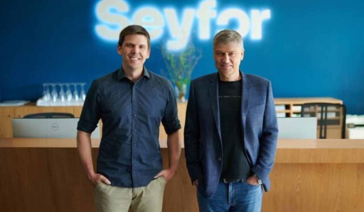 Seyfor kupuje 40 percent Raynetu a vstupuje do oblasti CRM systémov – FOTO
