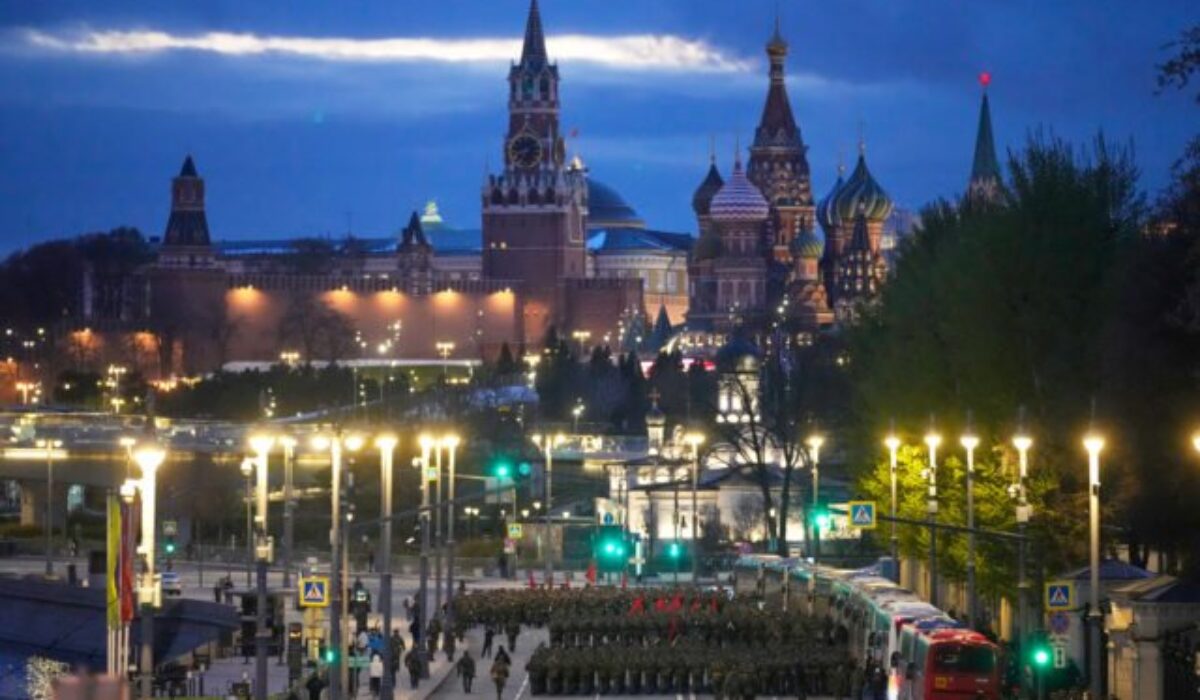 38473_russia_victory_day_parade_rehearsal__5767-1-640x420.jpg Rusi sa boja, že nad Červeným námestím budú bzučať drony, vyhlásil Zelenskyj