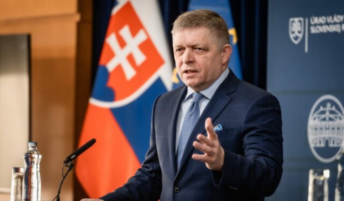 Fico sa v Mníchove stretne s bavorským premiérom, navštívi aj koncentračný tábor Dachau