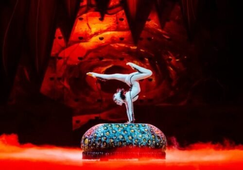 Zaslúži si viac než len kvety. Cirque du Soleil ako špeciálny darček ku Dňu matiek
