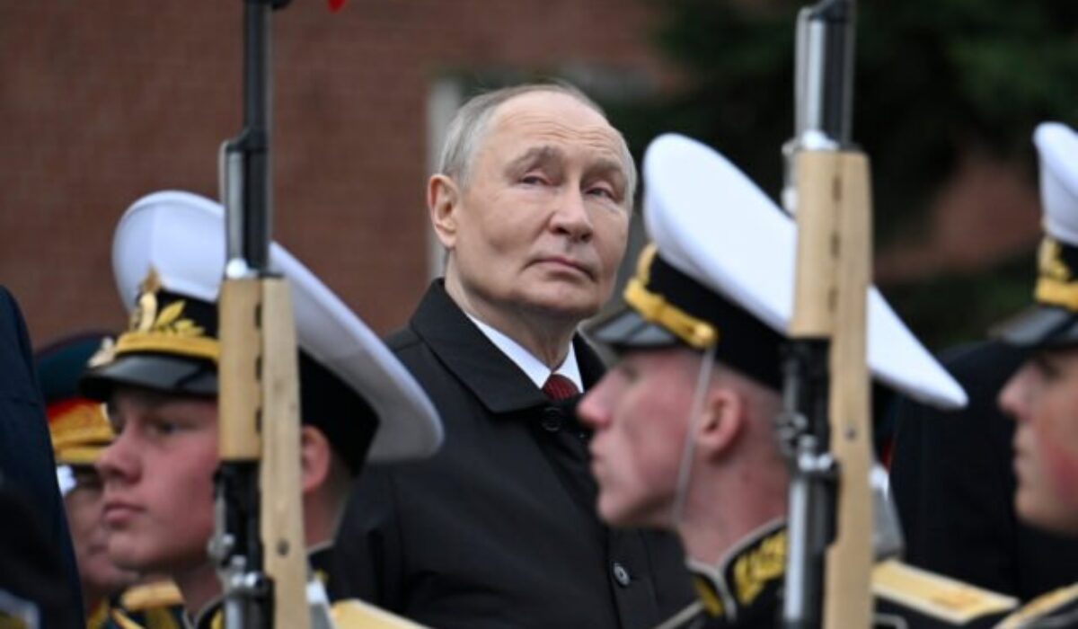 Ruská armáda bojuje proti agresívnym silám podporovaným NATO, vyhlásil Putin