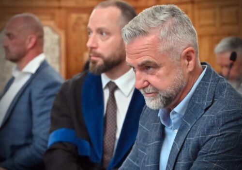 Politológ prekvapený z odročenia kauzy Očistec: Je to pokračovanie situácie, ktorá traumatizuje politickú scénu. Nie je to dobré pre jednu ani druhú stranu