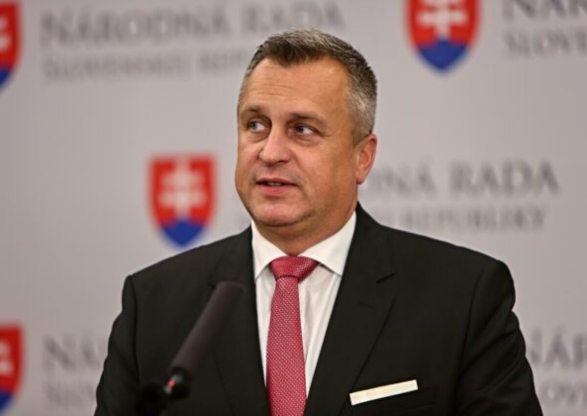 Danko by si na dostavbu diaľnic požičal 20 miliárd eur, Slovensko sa nemá báť dlhu