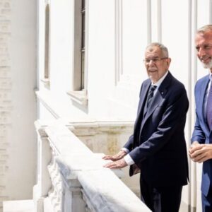 Raši prijal rakúskeho prezidenta Alexandra Van der Bellena, témou bola aj cezhraničná spolupráca- FOTO