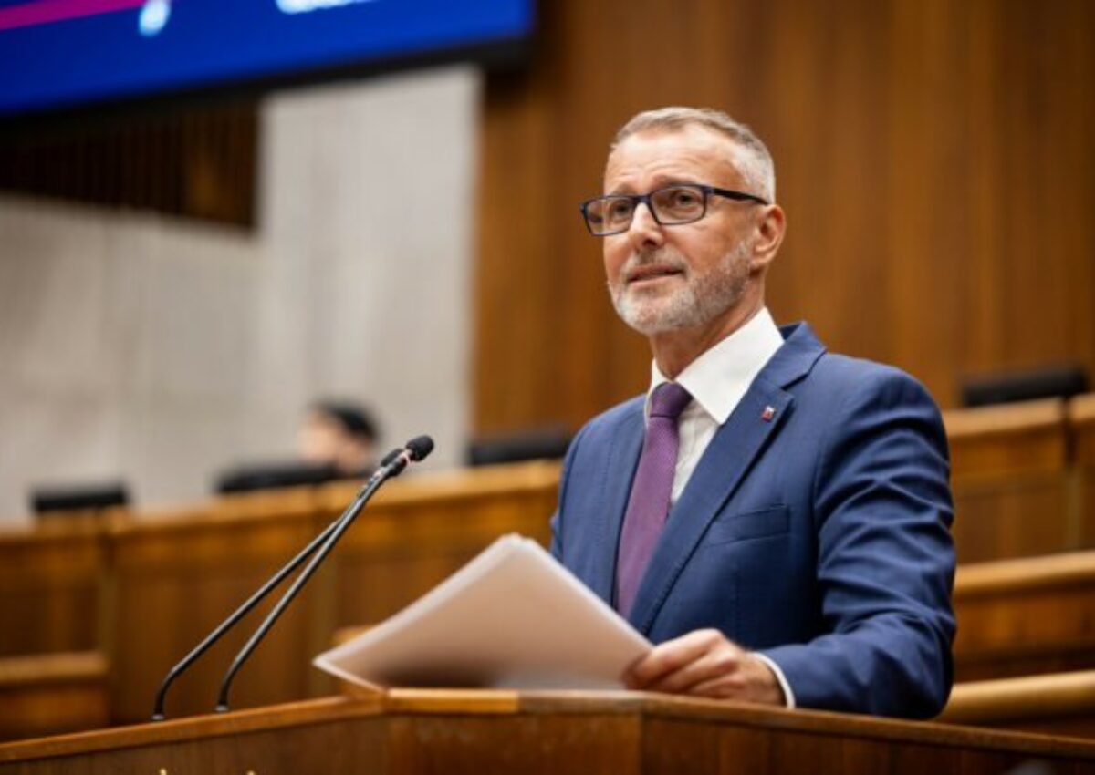 39131_6978dbb35055c728672165-640x420.jpg Predseda parlamentu Raši si v Košariskách uctil 146. výročie narodenia generála Milana Rastislava Štefánika
