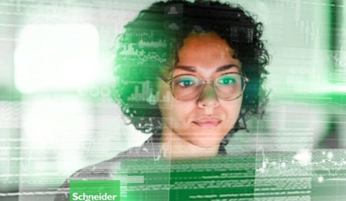 Schneider Electric a Deloitte hovoria, že rovnako ako technológie, je dôležitá aj stratégia. Ponúkajú jednotný prístup k modernizácii