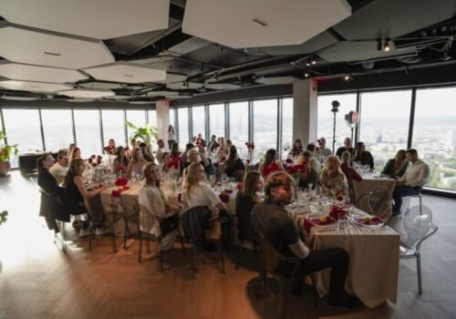 Španielska noc nad Bratislavou spojila gastronómiu, víno a ľudí pri jednom stole