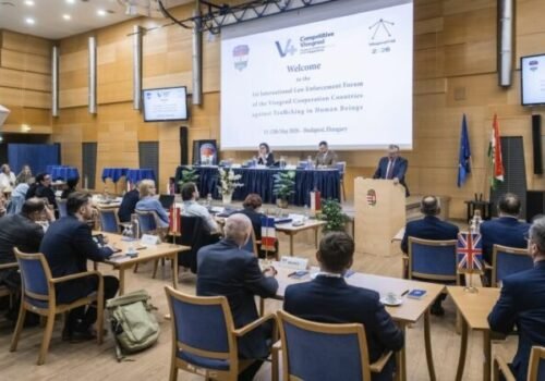 V boji proti obchodovaniu s ľuďmi štátne orgány spolupracujú aj v úrovni V4 – FOTO