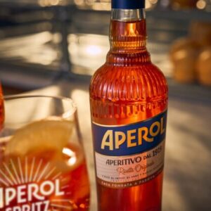 Ikona v novom šate: Aperol predstavuje redizajn svojej fľaše