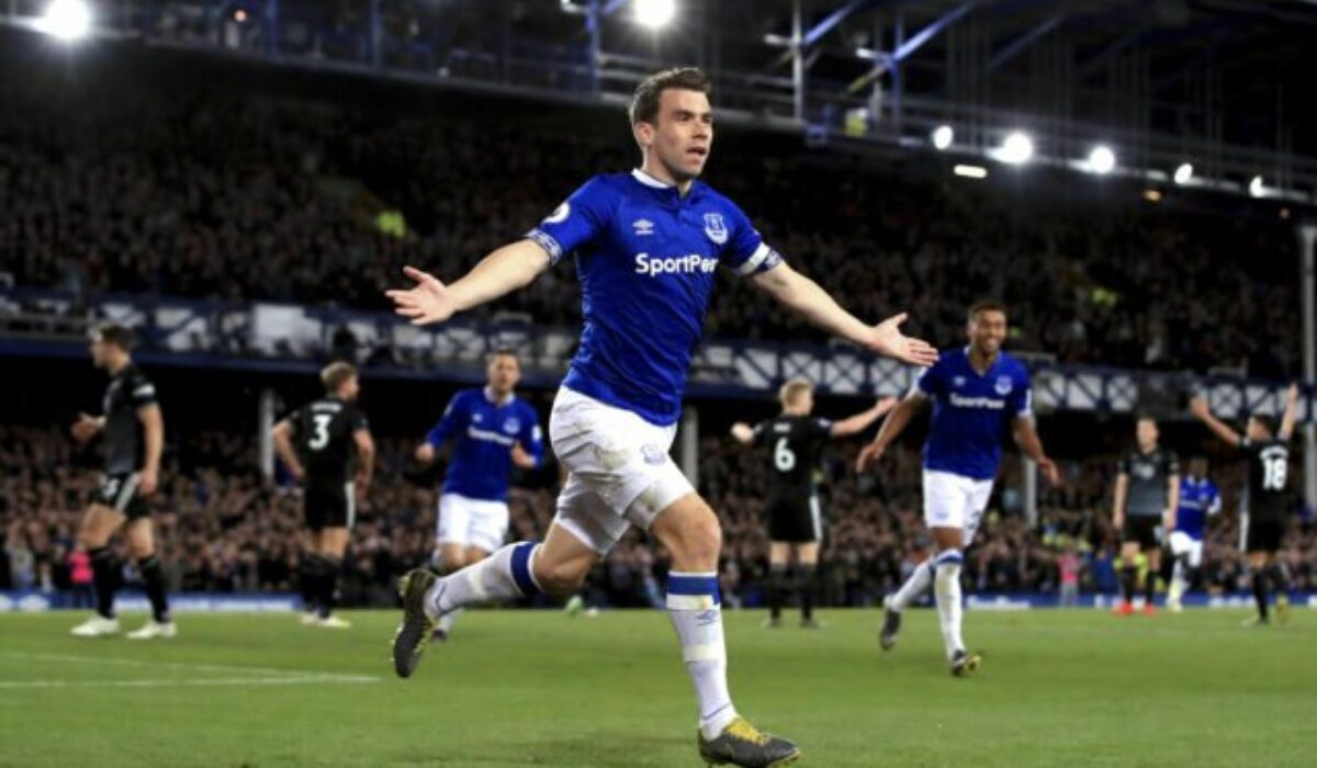 FC Everton príde o svojho kapitána a dlhoročnú oporu. Coleman sa ešte nerozhodol, kam povedú jeho kroky