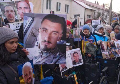 Ukrajina prevzala od Ruska telá stoviek padlých vojakov, identifikácia ešte len prebehne