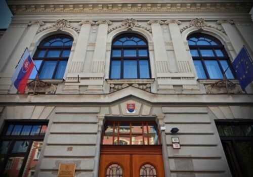 Advokáti obvinení z korupcie sa postavia pred súd, ŠTS vytýčil štyri termíny