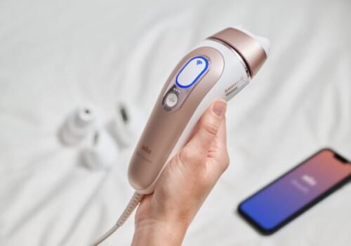 Vylepšený Smart IPL od Braun na jednoduché odstraňovanie chĺpkov v pohodlí domova