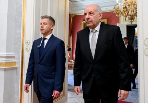 Péter Magyar nazval maďarského prezidenta Orbánovou bábkou a vyzval ho, aby odstúpil