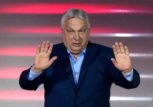 Minister vlády maďarského premiéra Pétera Magyara obvinil Orbána z manipulácie rozpočtu