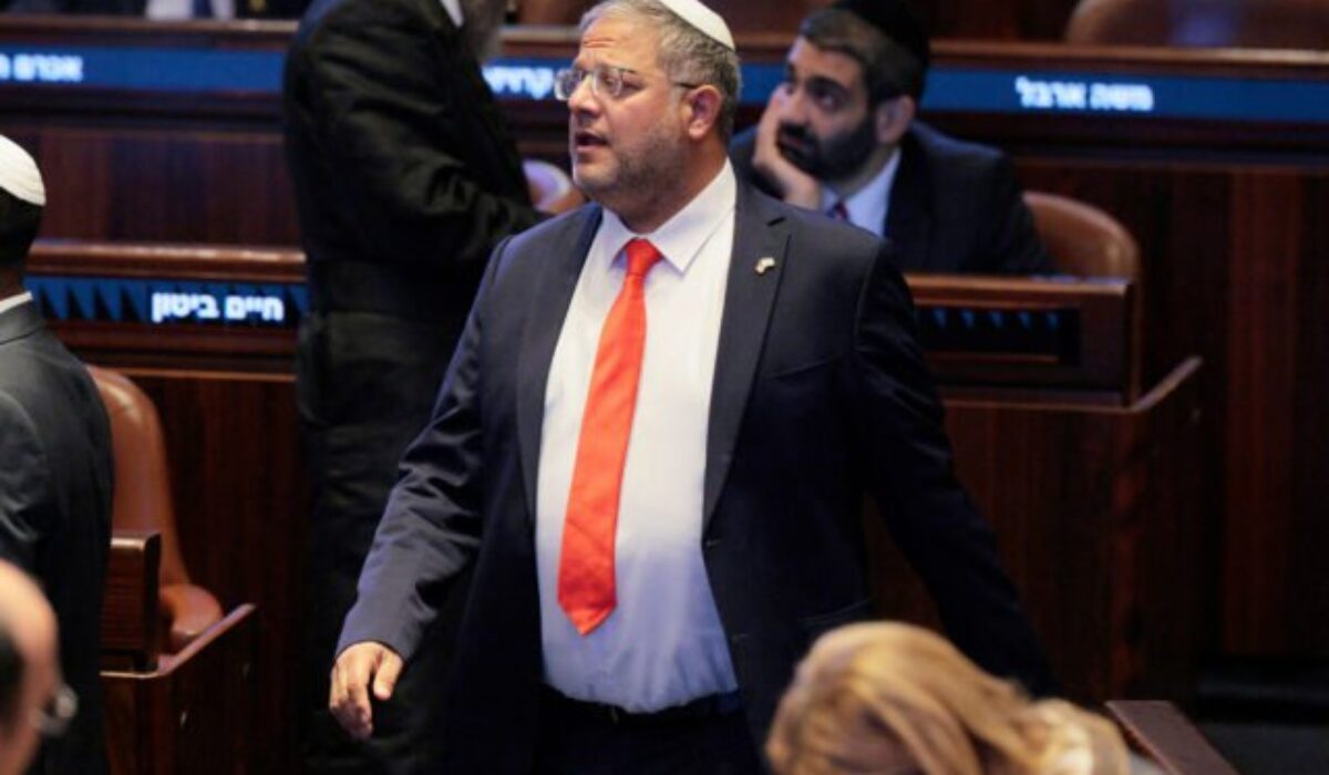 Tri členské štáty EÚ žiadajú sankcie proti izraelskému ministrovi za ponižovanie aktivistov