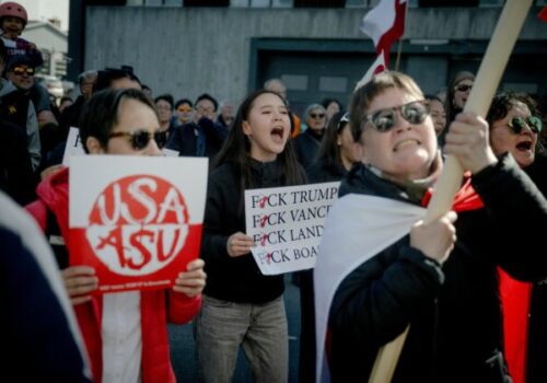 Stovky Grónčanov protestovali proti Trumpovým plánom ovládnuť ostrov