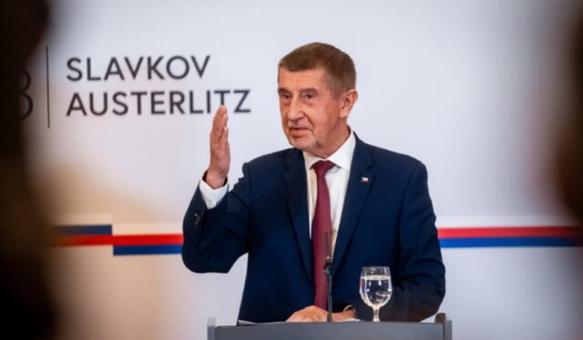 Český premiér Babiš pripustil predaj výrobcu Semtexu, záujem má aj Francúzsko
