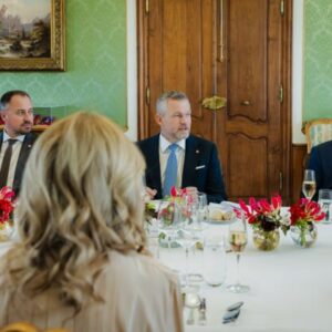 Pellegrini diskutoval s europoslancami o rozpočte Únie aj bezpečnosti, zdôraznil aj dôležitosť prideľovania eurofondov – VIDEO, FOTO
