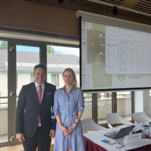 Boj proti núteným sobášom je v slovenskom trestnom práve komplexne ukotvený, prednášame o ňom aj Maďarom