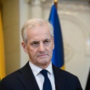 Nórsko sa pripravuje na krízové scenáre, premiér hovorí o možnej vojne