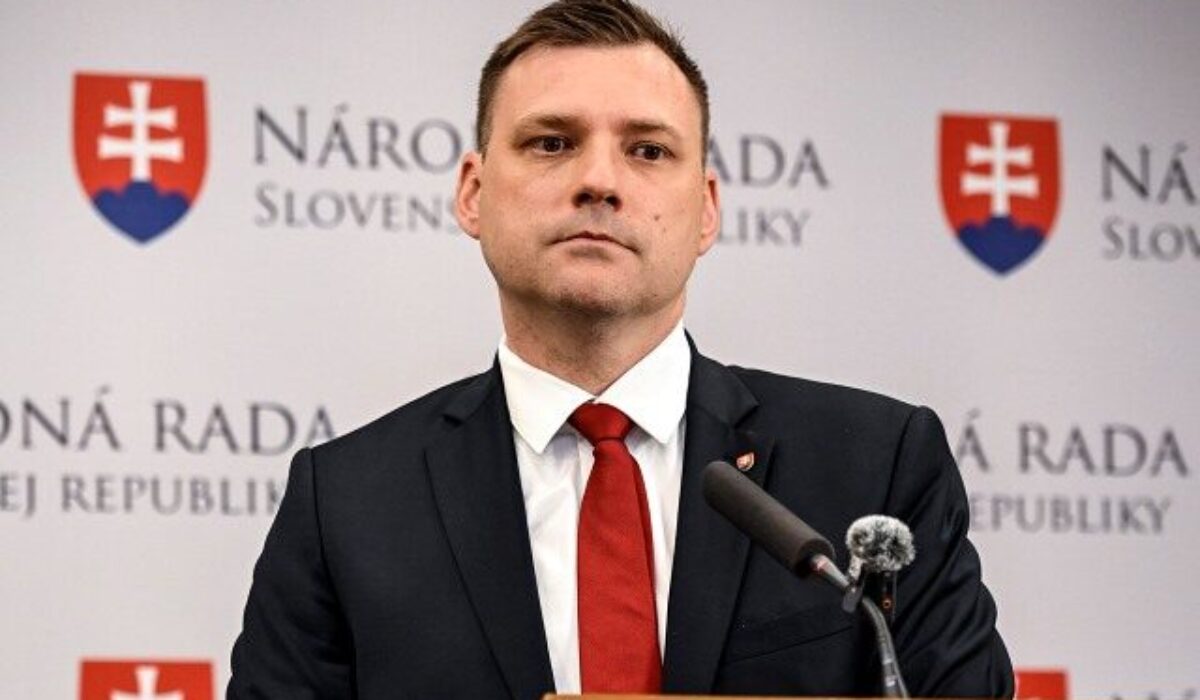 Danko mal podľa Tarabu hľadať jeho náhradu, minister spomenul meno Filipa Kuffu