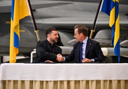 Švédsko daruje Ukrajine 16 starších gripenov, Kyjev kúpi ďalších 20 stíhačiek novšej generácie