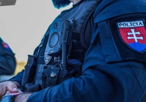 V Bratislave prebieha policajná akcia „Apus“, polícia preveruje neoprávnené nakladanie s anabolikami