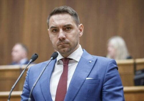 Gyimesi reaguje na Gubíka a jeho spoluprácu s PS: Zakomplexovaný samček, ktorý po prehre Orbána skočil do náručia progresívcov