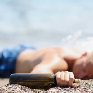 Chorvátsko bojuje proti opitým turistom. Nová legislatíva umožní zákaz nočného predaja alkoholu