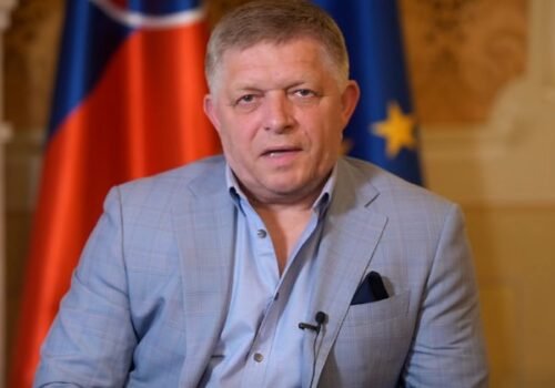 Fico kritizuje snahy o uznanie homosexuálnych manželstiev. Nežijeme v normálnej dobe, vyhlásil – VIDEO