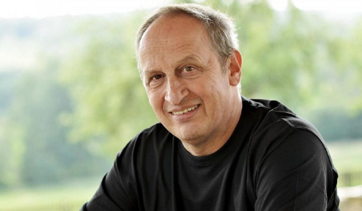 Jan kraus bez servítky: dnešní novinári? aktivisti! sú to blbci a ich éra sa končí Jan Kraus bez servítky: Dnešní novinári? Aktivisti! Sú to blbci a ich éra sa končí