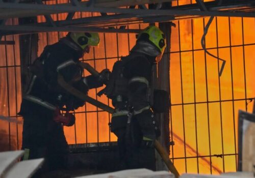 Ruské drony a rakety zabili na Ukrajine najmenej deväť ľudí, Kyjev sa otriasal výbuchmi – FOTO