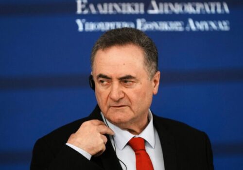 Izraelský minister obrany pohrozil útokmi na Bejrút, tvrdí, že má podporu USA