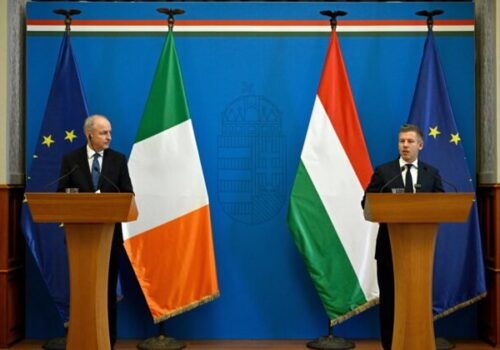 Maďarský premiér Magyar žiada EÚ o ukončenie konania proti Budapešti